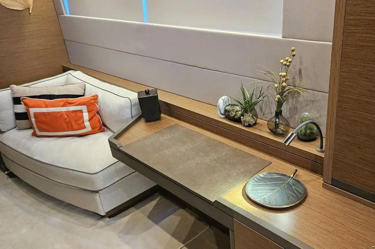 Lagoon 50