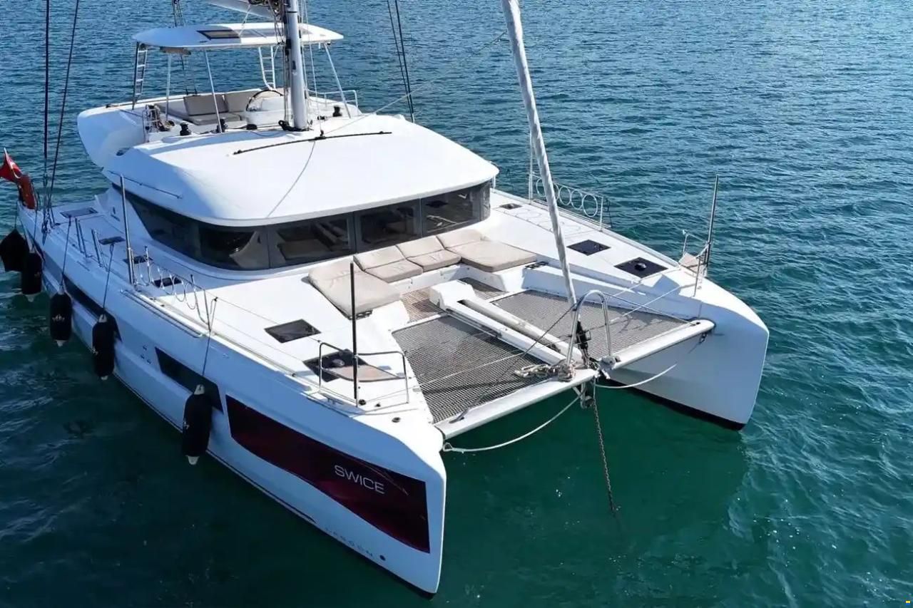 Lagoon 50