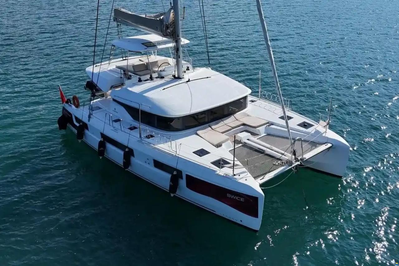 Lagoon 50