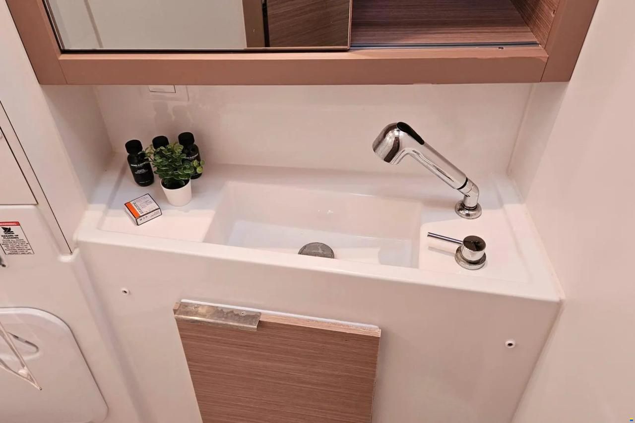Lagoon 40