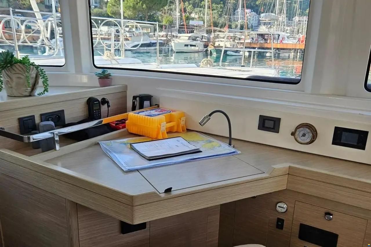 Lagoon 46