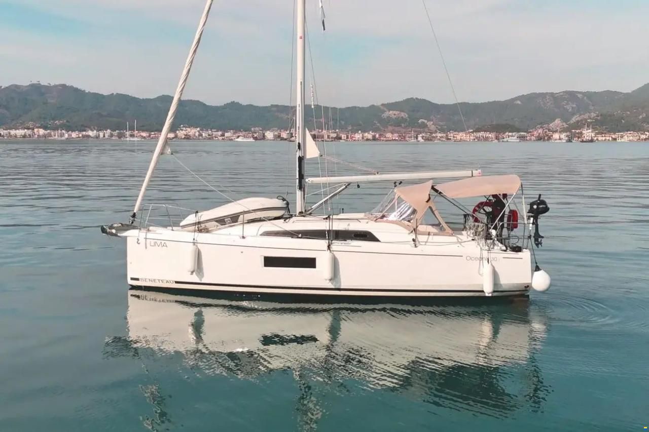 Beneteau Oceanis 30.1