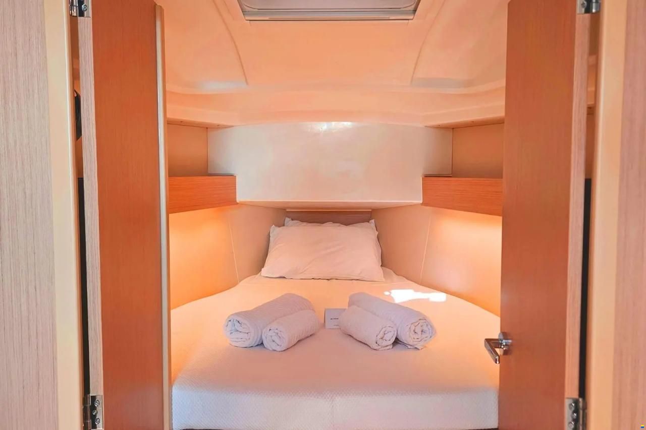 Beneteau Oceanis 30.1