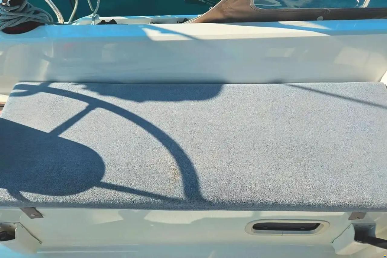 Beneteau Oceanis 30.1