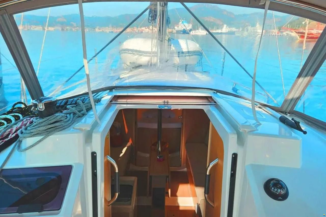 Beneteau Oceanis 30.1