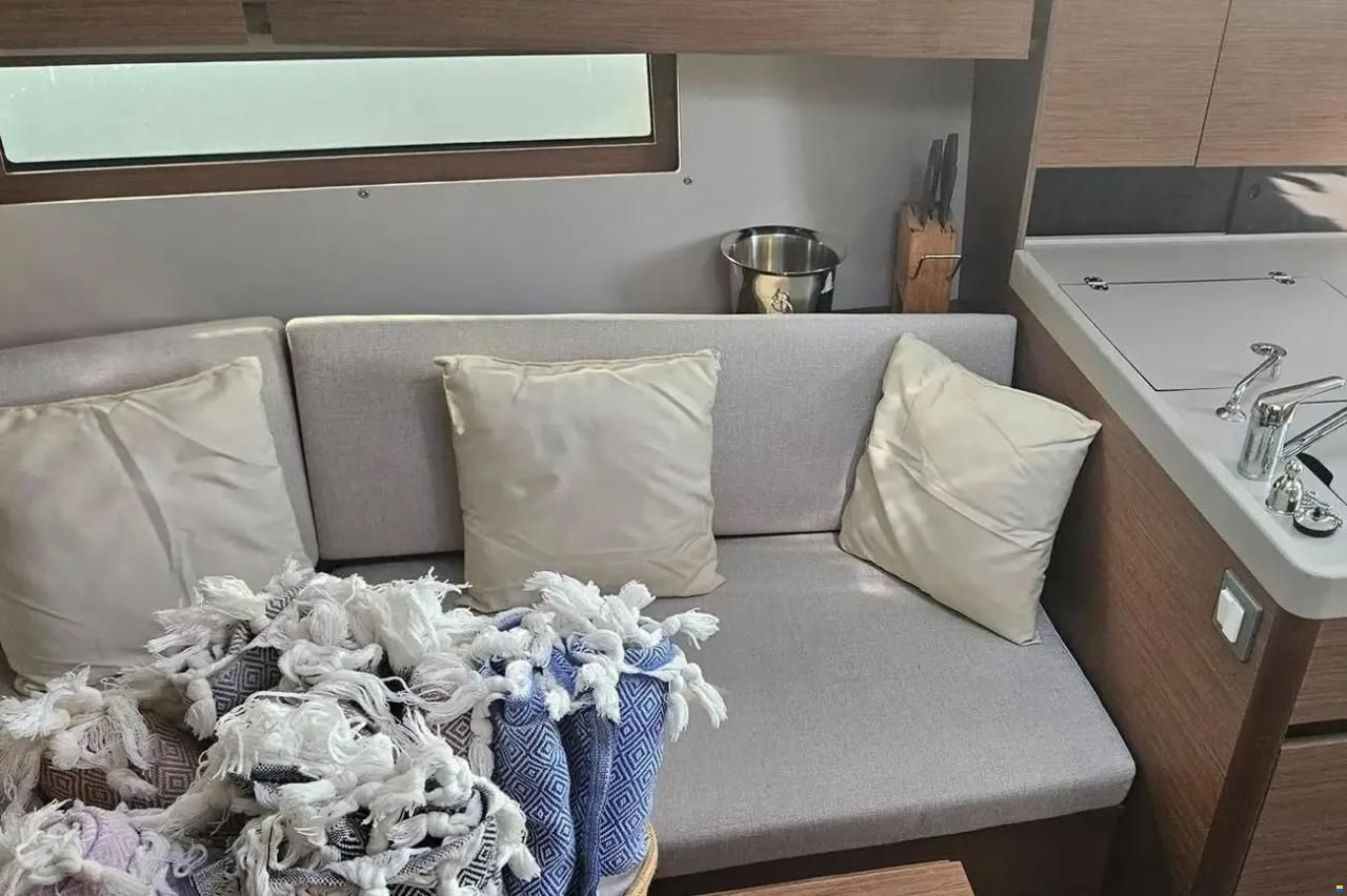 Beneteau Oceanis 34.1