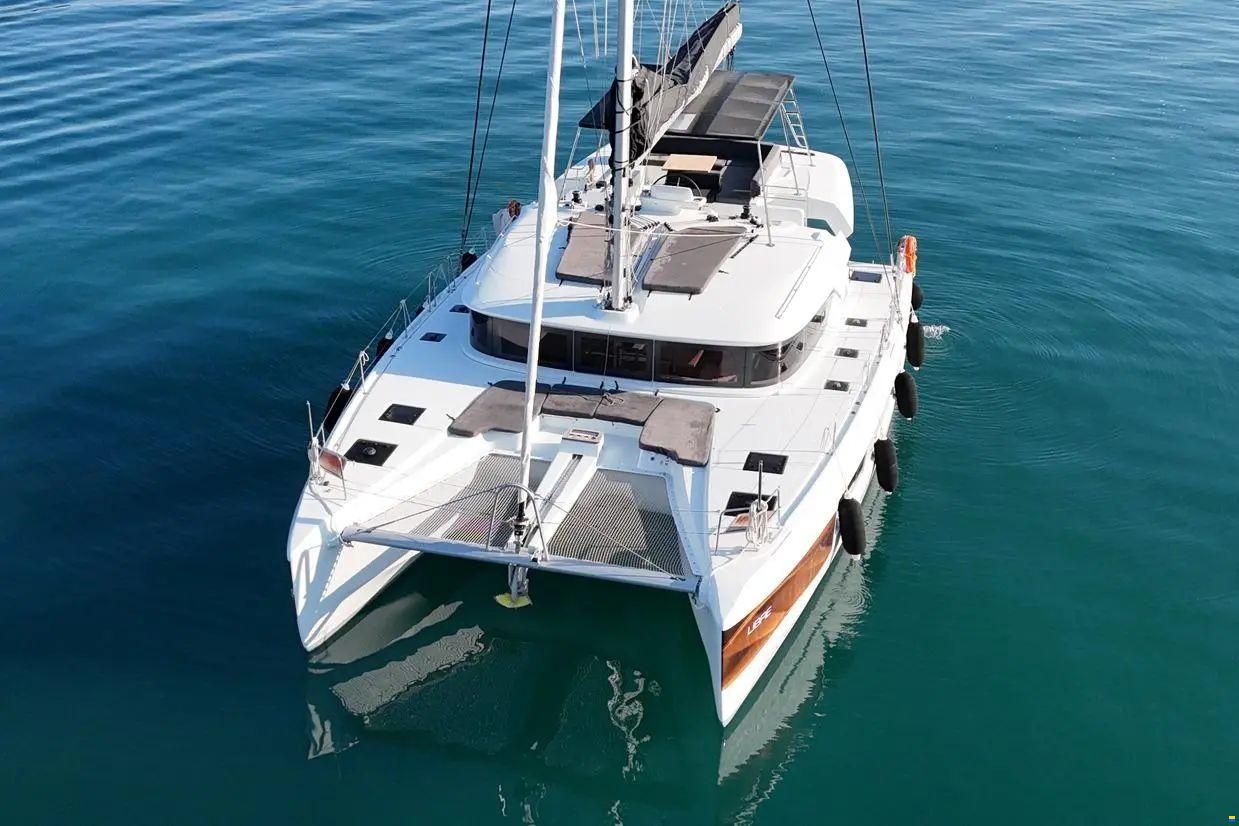 Lagoon 51