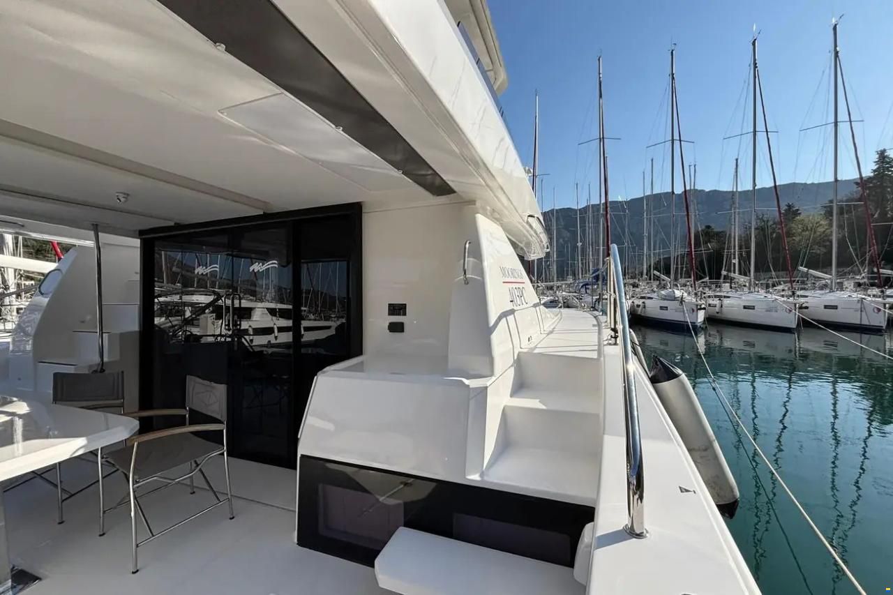 Leopard 40 Powercat