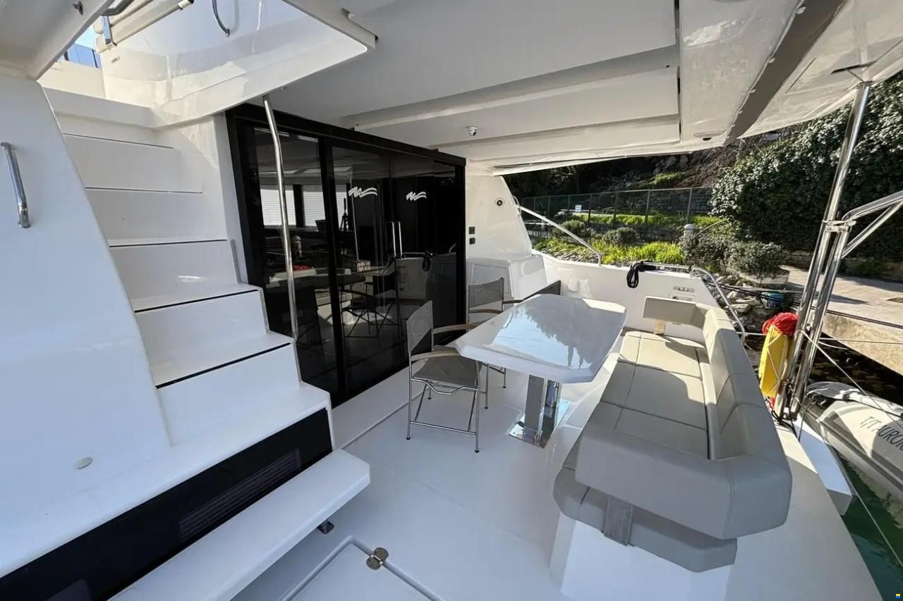 Leopard 40 Powercat