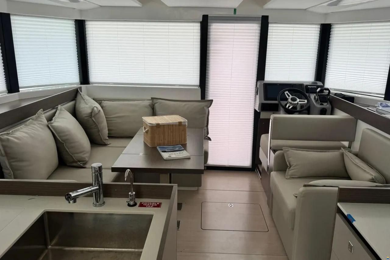 Leopard 40 Powercat