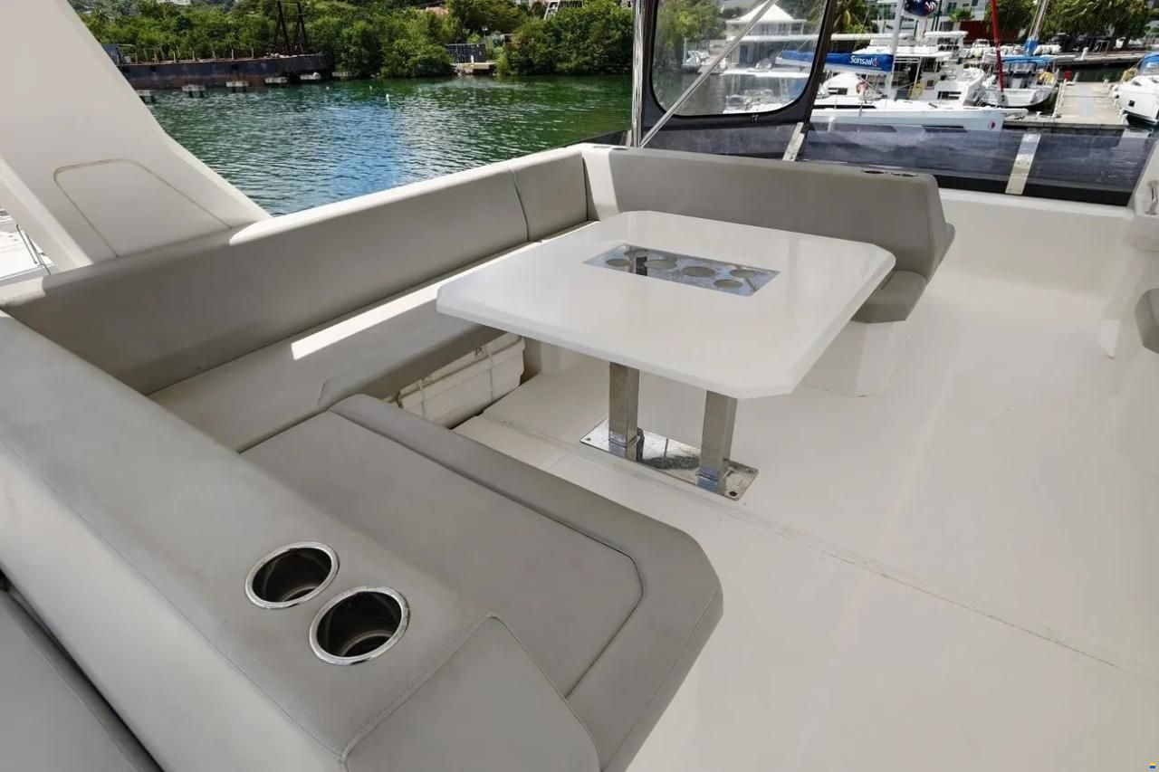 Leopard 53 Powercat
