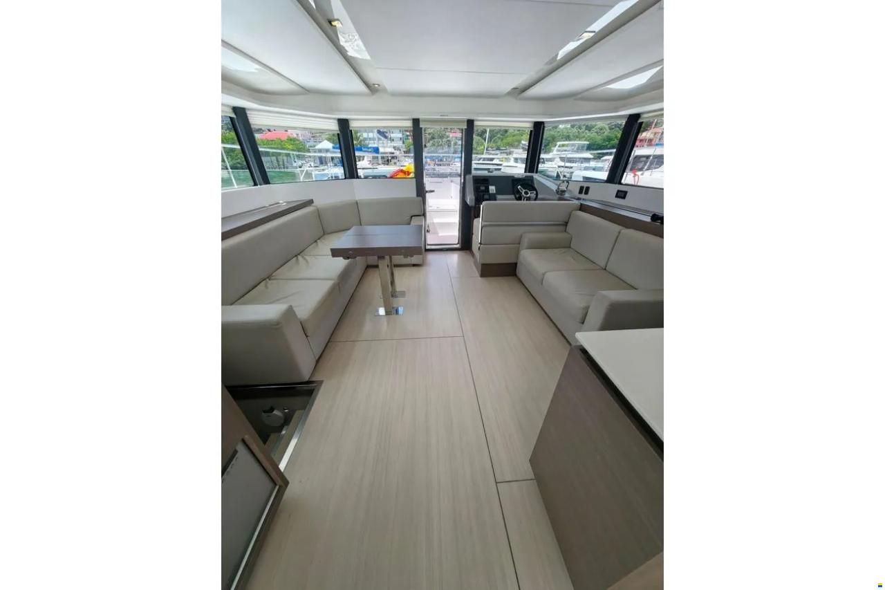 Leopard 53 Powercat