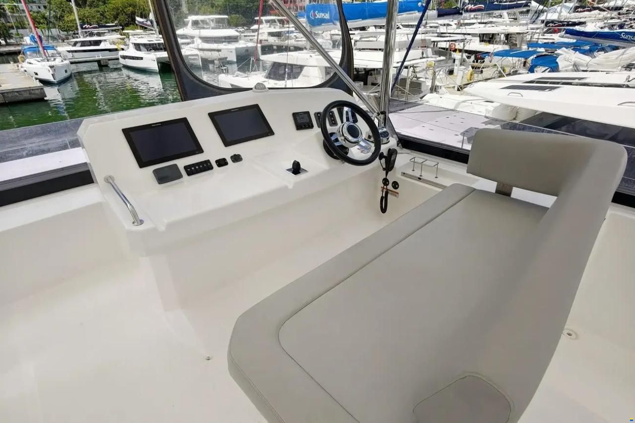 Leopard 53 Powercat