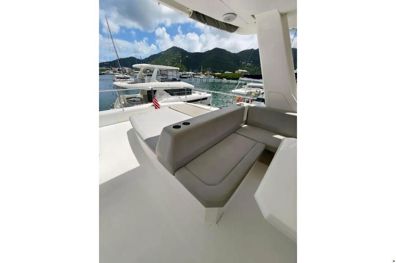 Leopard 53 Powercat