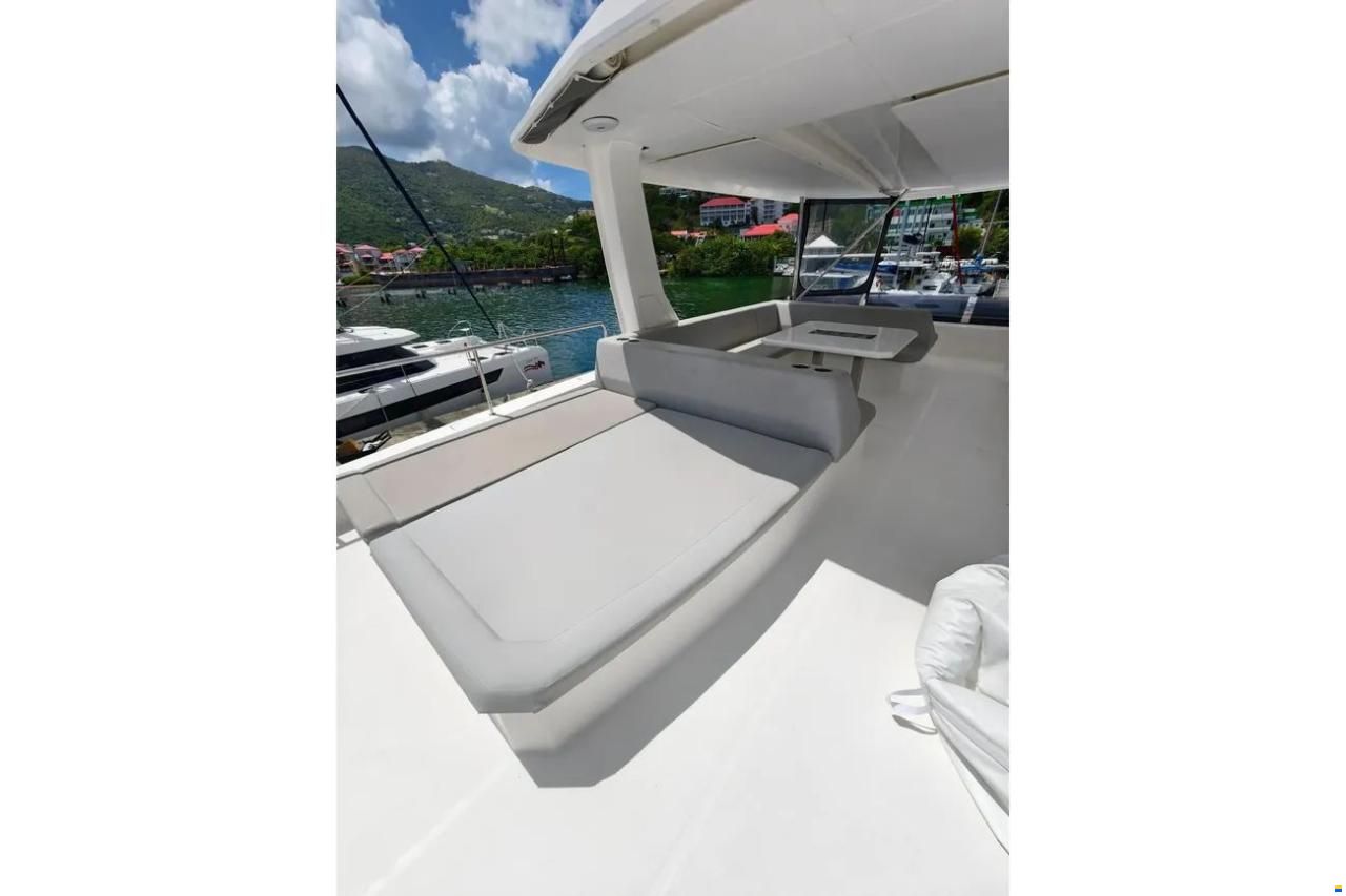 Leopard 53 Powercat