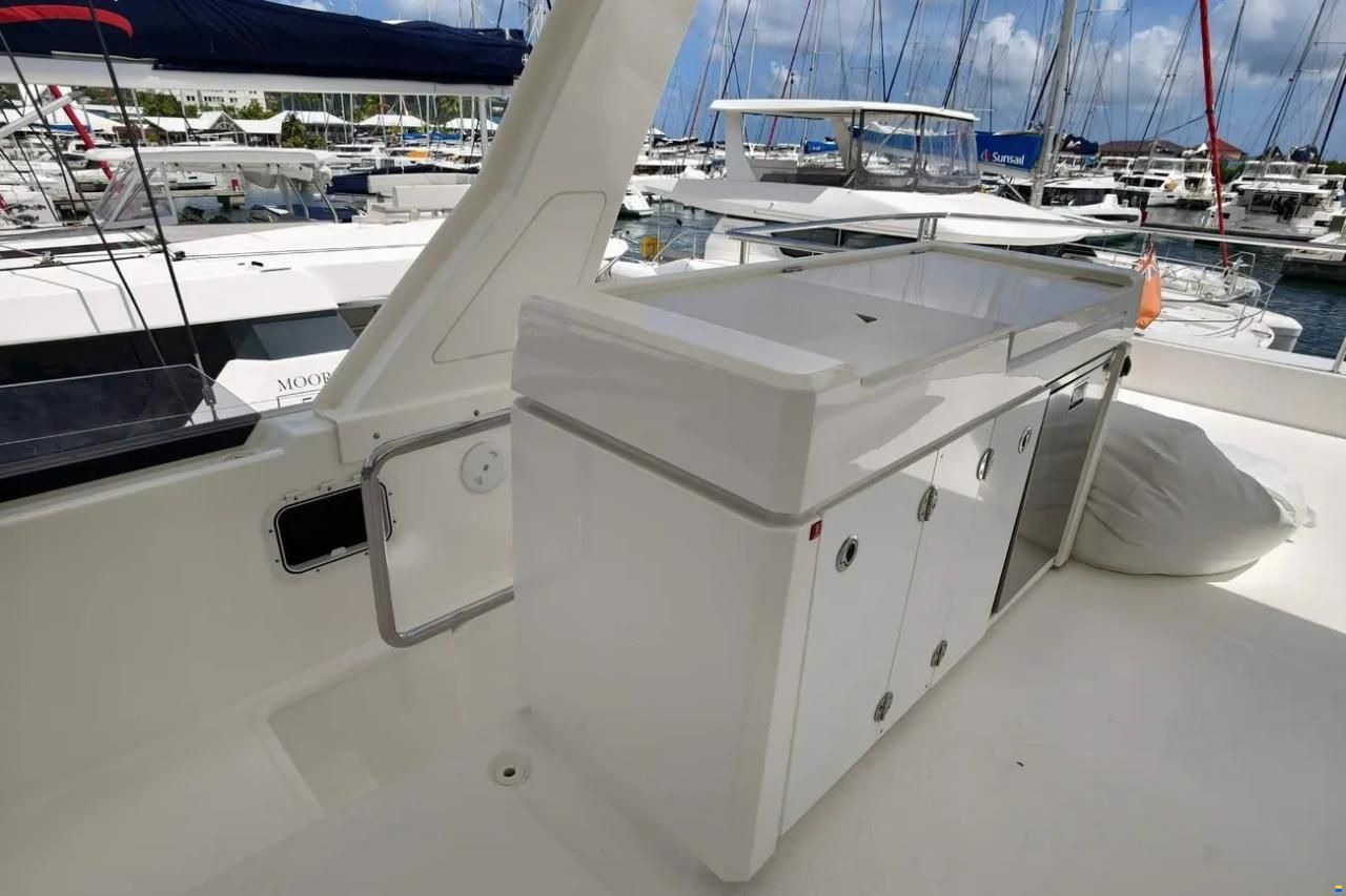 Leopard 53 Powercat