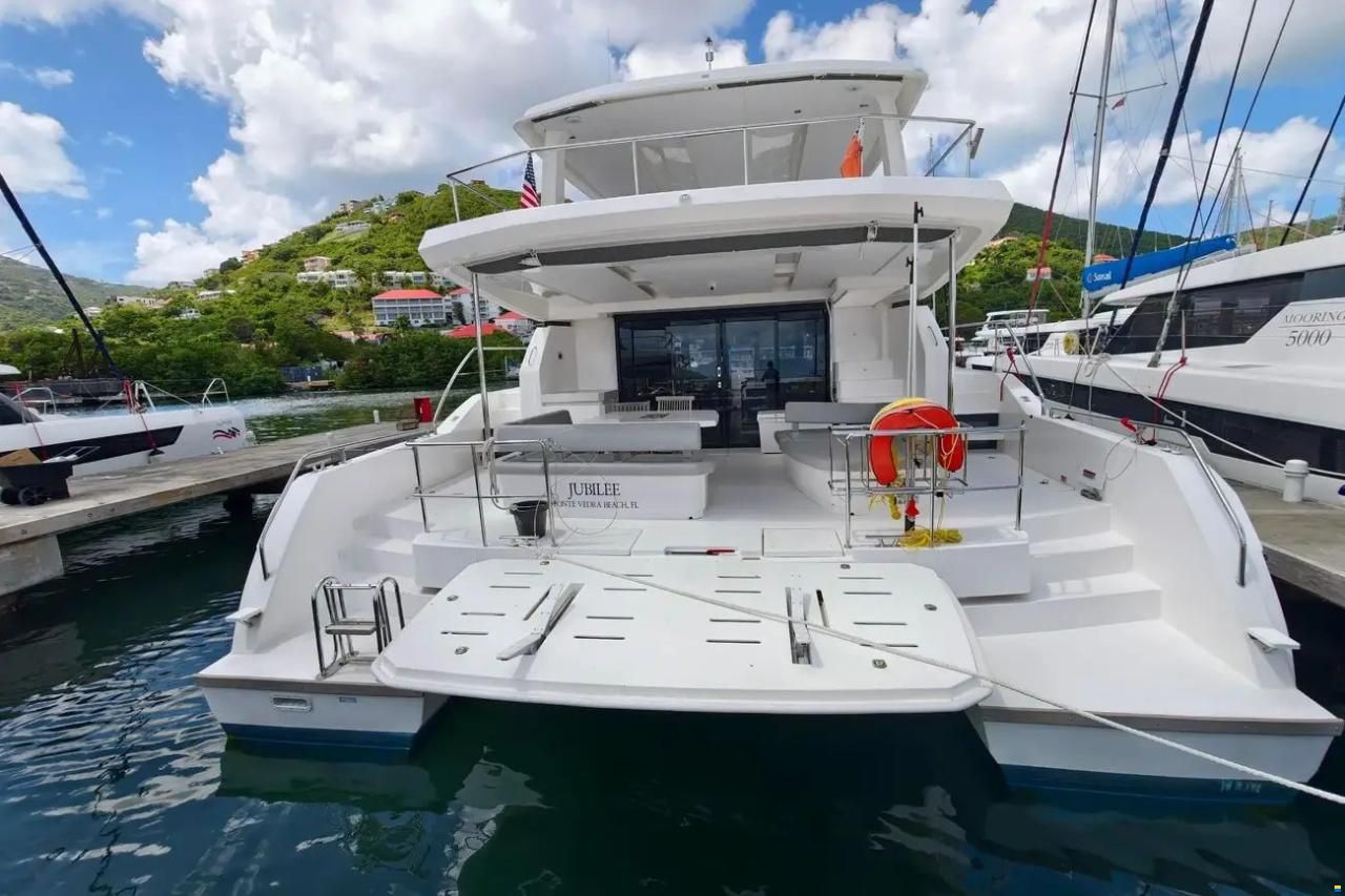Leopard 53 Powercat
