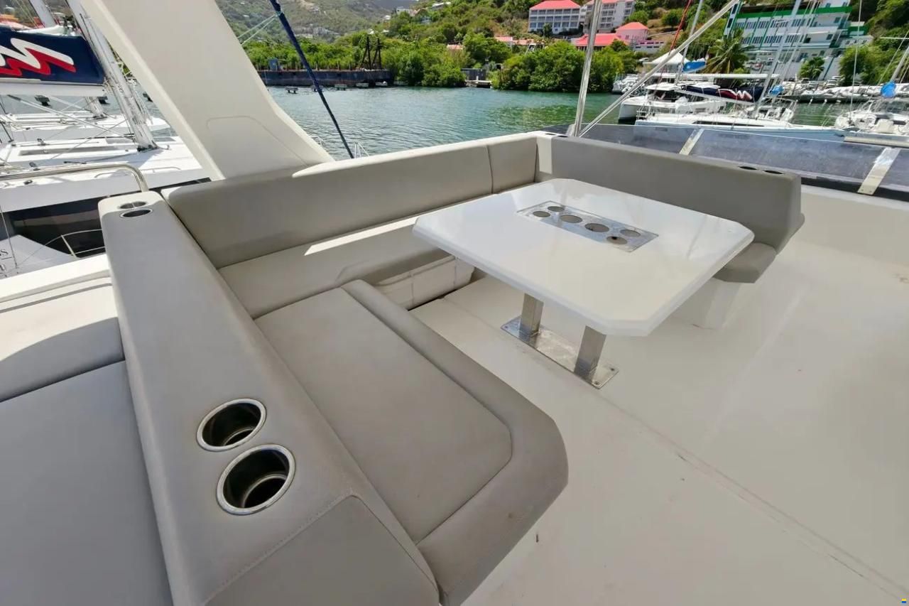Leopard 53 Powercat