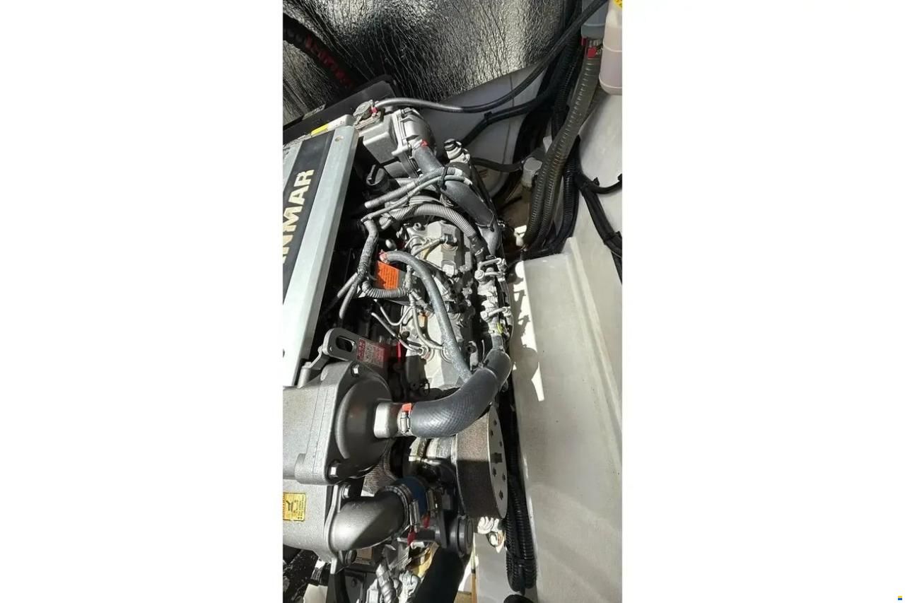 Leopard 53 Powercat