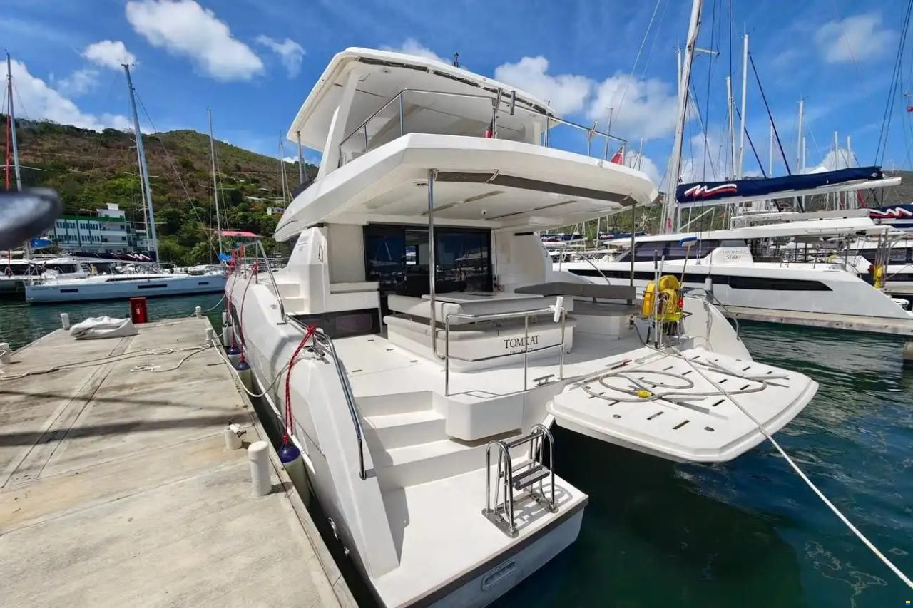 Leopard 53 Powercat
