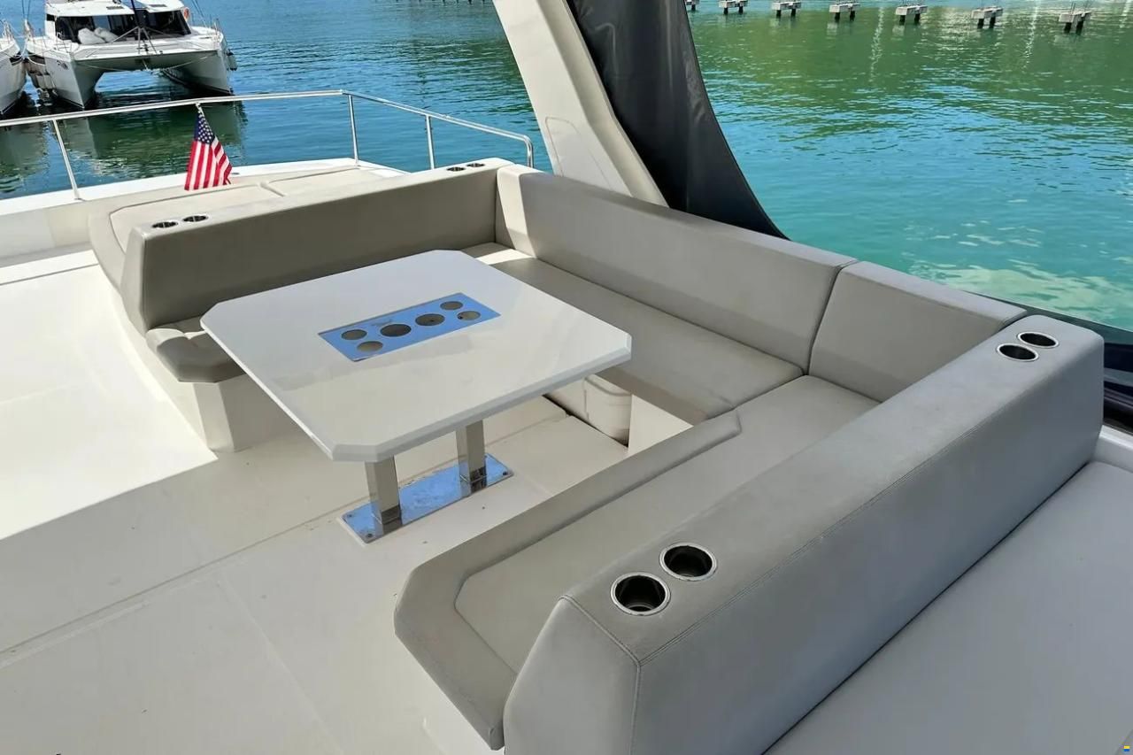 Leopard 53 Powercat