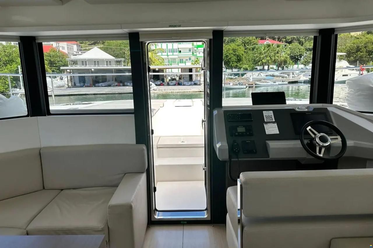 Leopard 53 Powercat