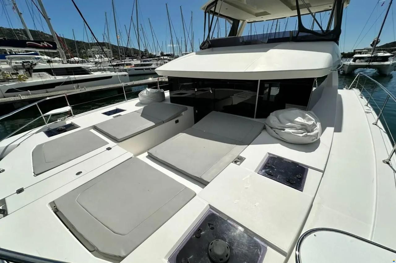 Leopard 53 Powercat