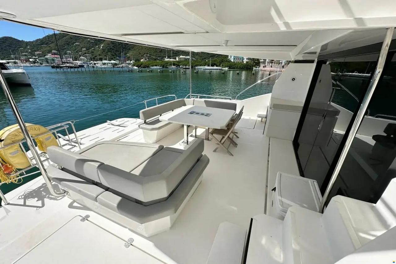 Leopard 53 Powercat