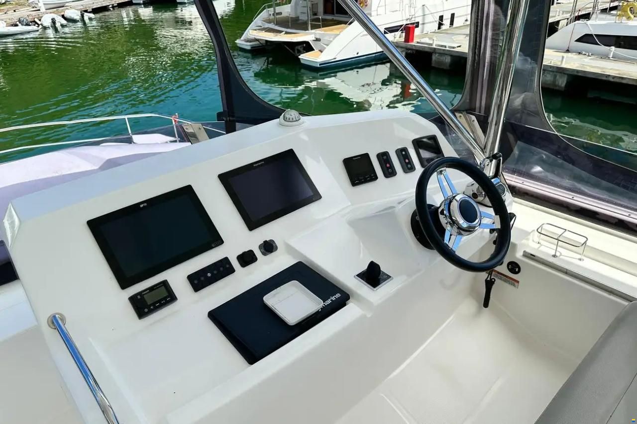 Leopard 53 Powercat