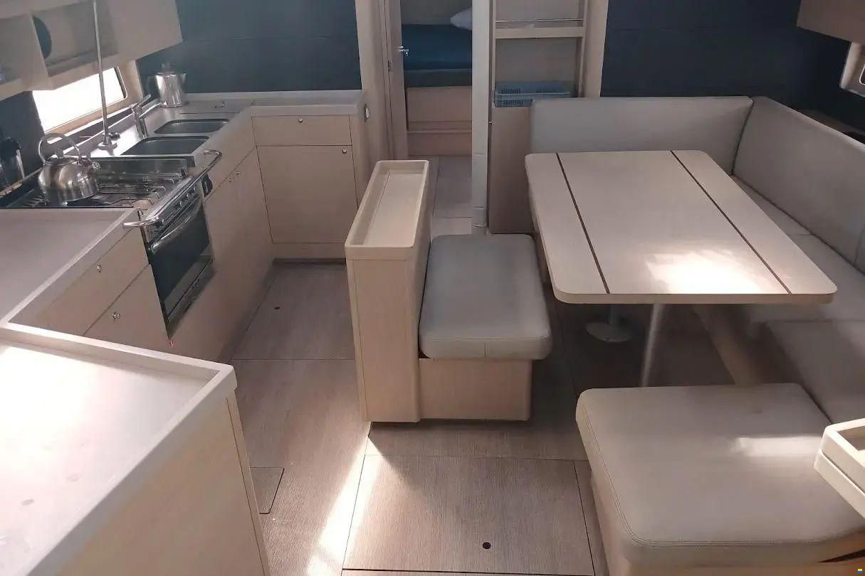 Beneteau Oceanis 46.1