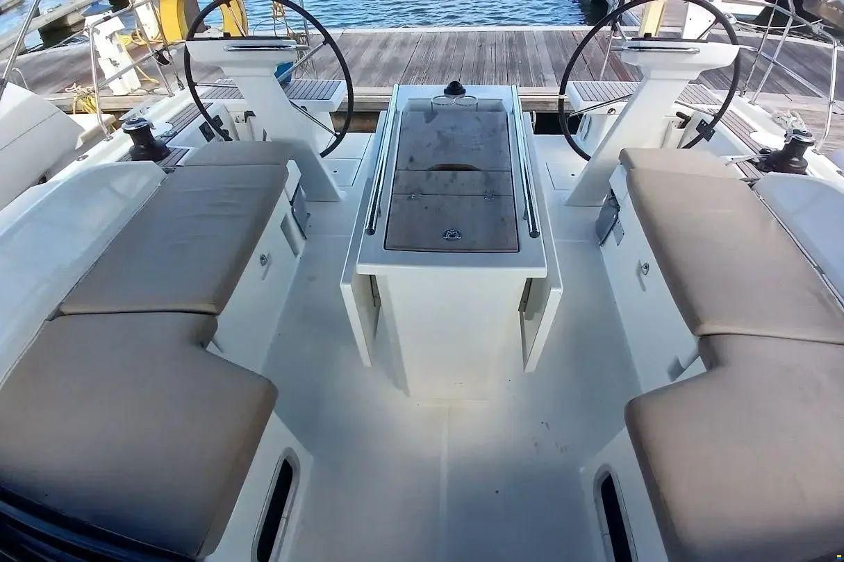 Beneteau Oceanis 46.1
