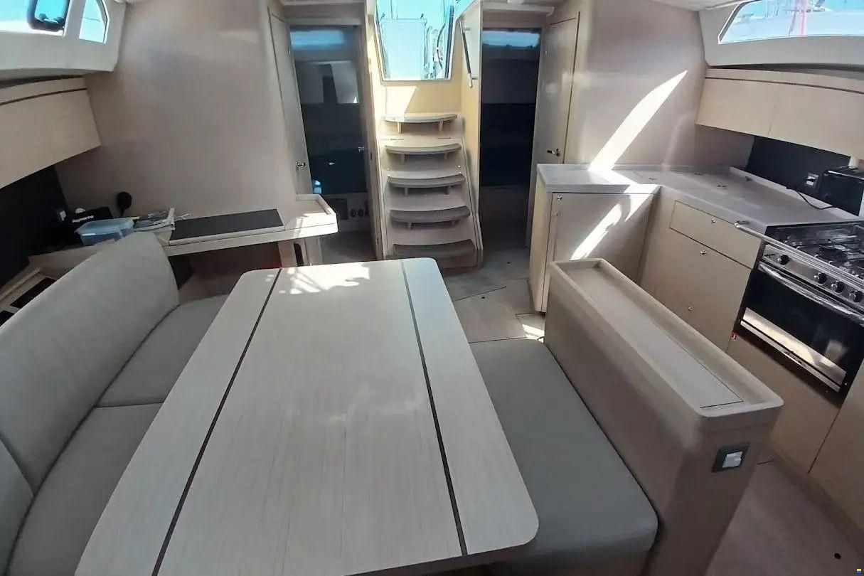 Beneteau Oceanis 46.1