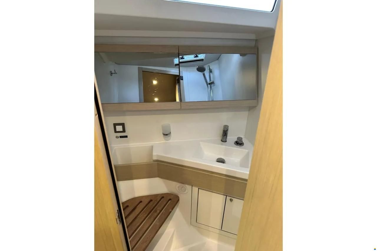 Beneteau Oceanis 46.1