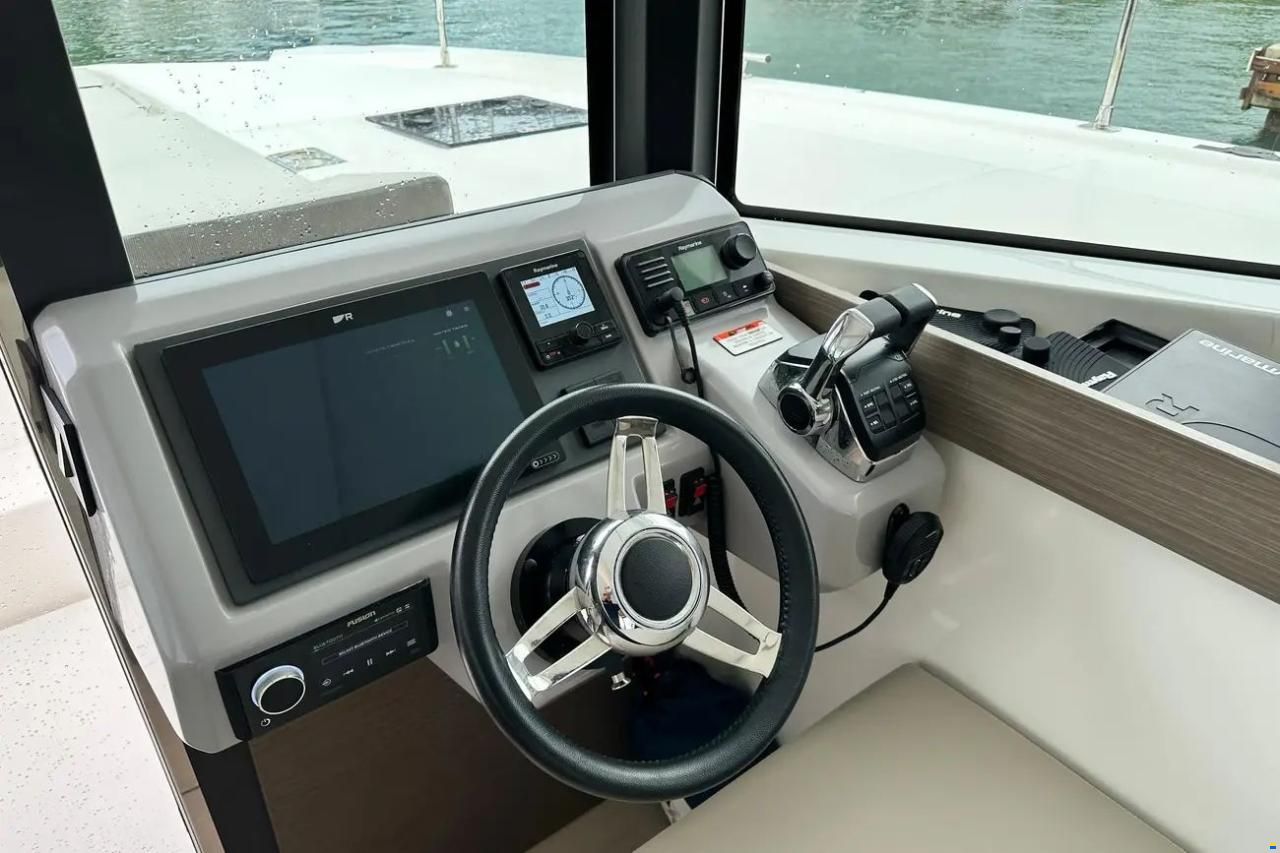 Leopard 40 Powercat