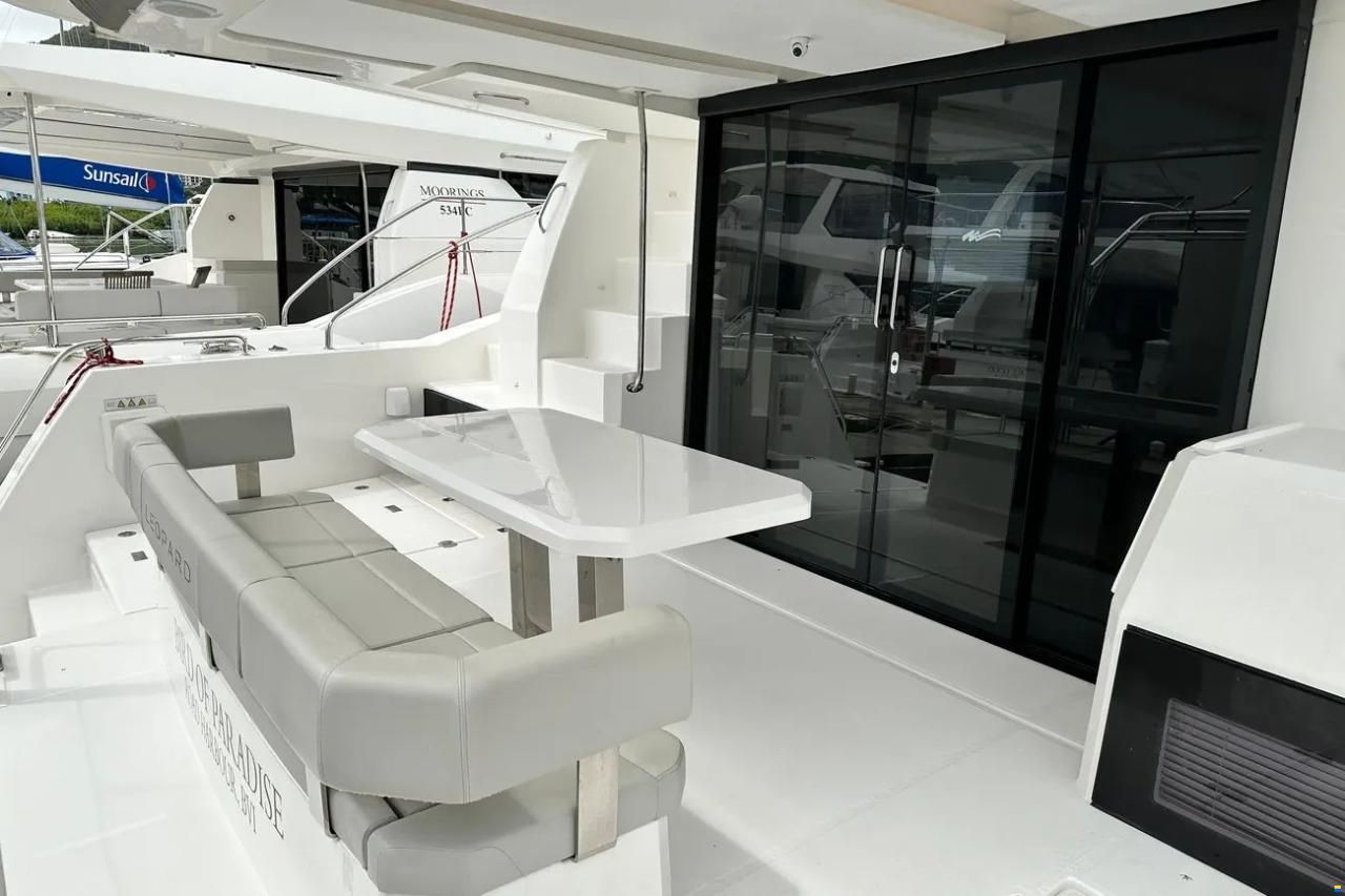 Leopard 40 Powercat