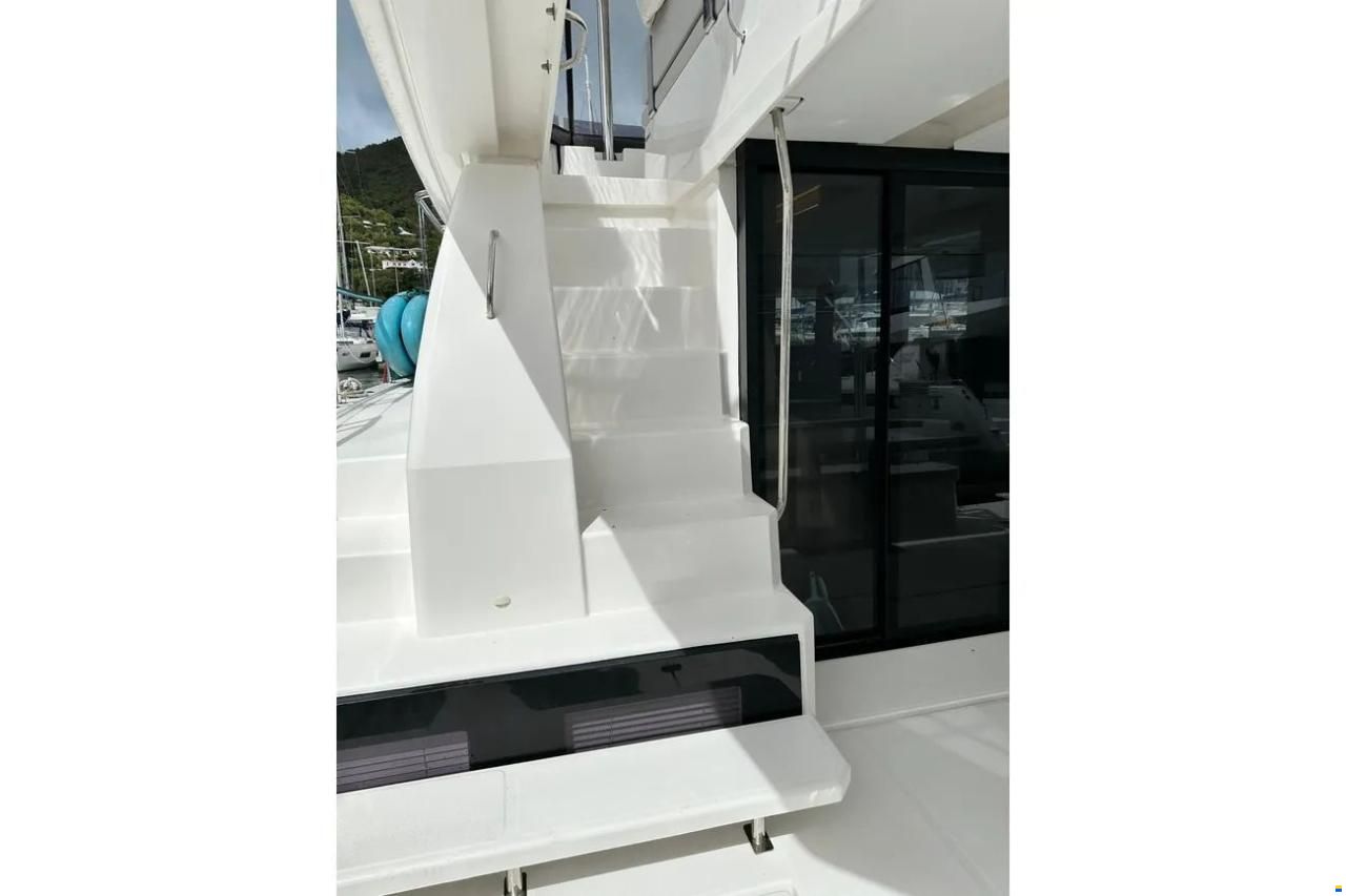 Leopard 40 Powercat