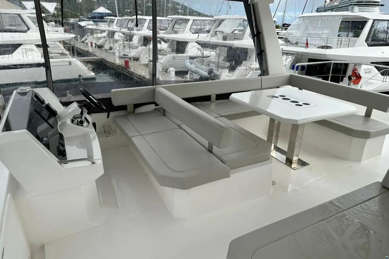 Leopard 40 Powercat