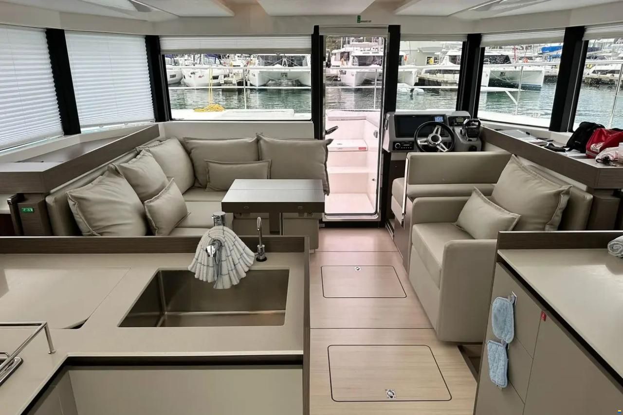 Leopard 40 Powercat