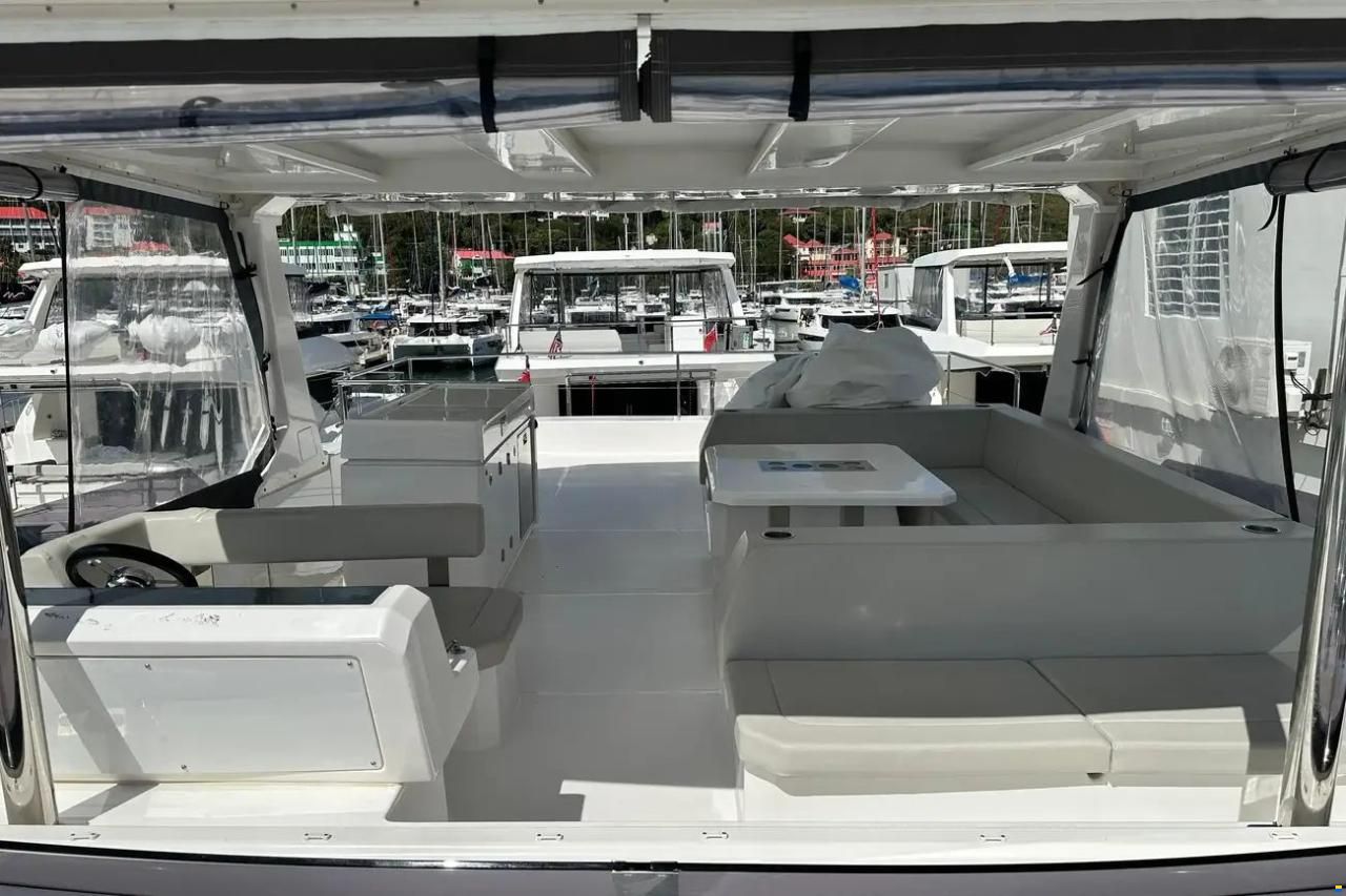Leopard 46 Powercat