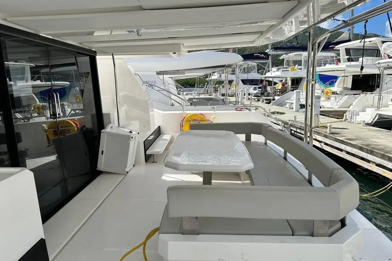 Leopard 46 Powercat