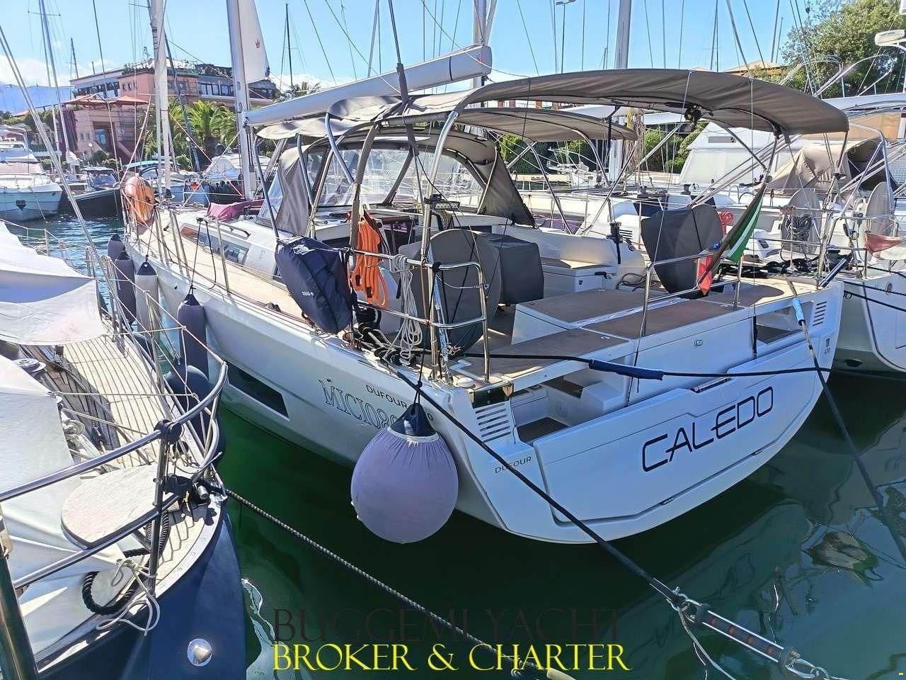 Dufour 470