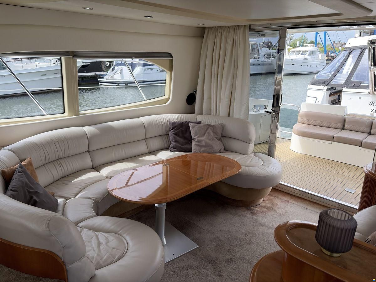Azimut 46 Fly
