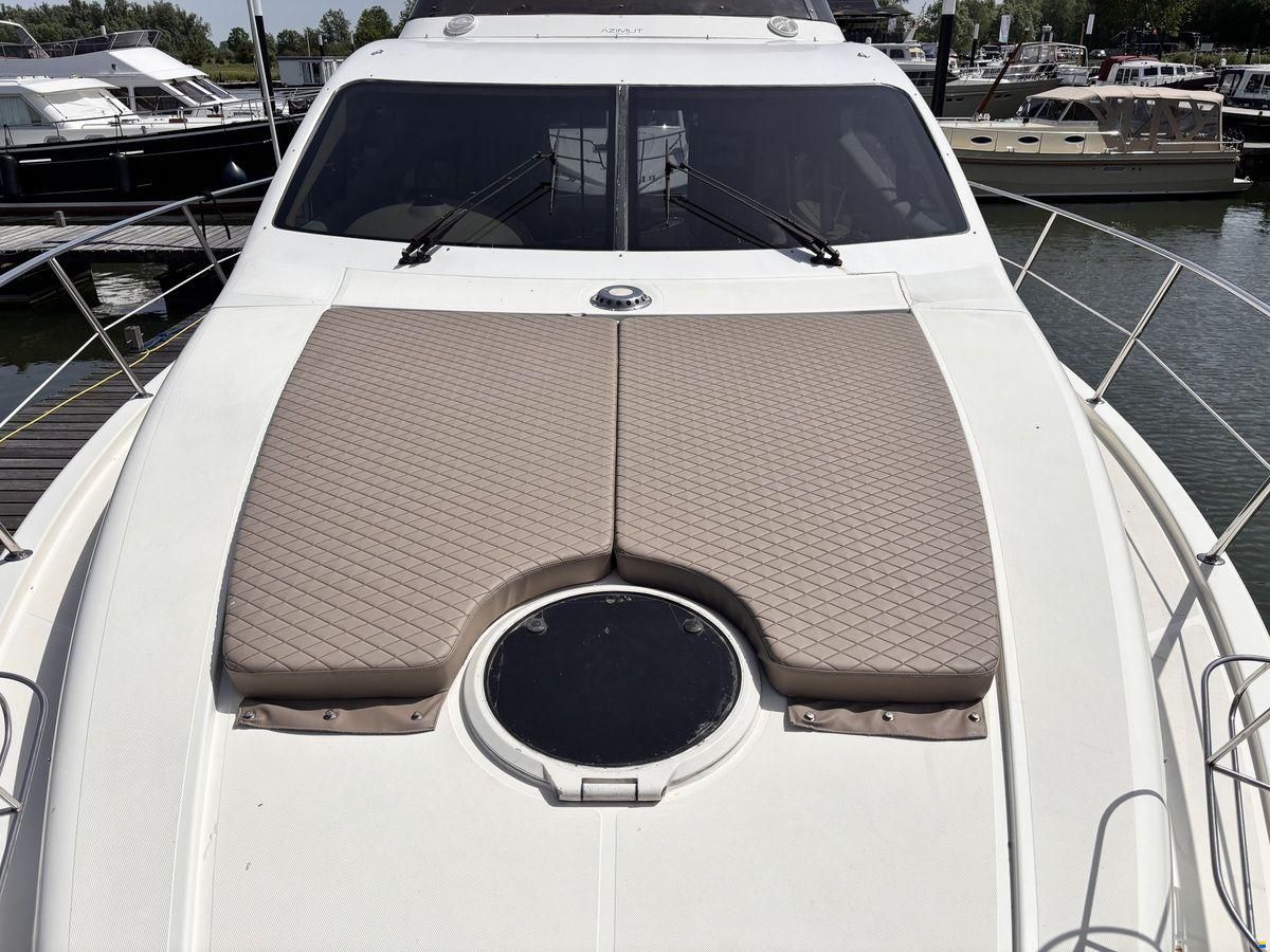 Azimut 46 Fly