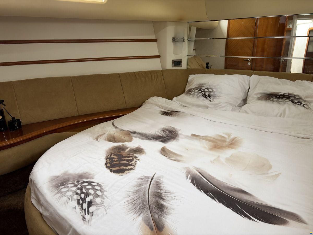 Azimut 46 Fly