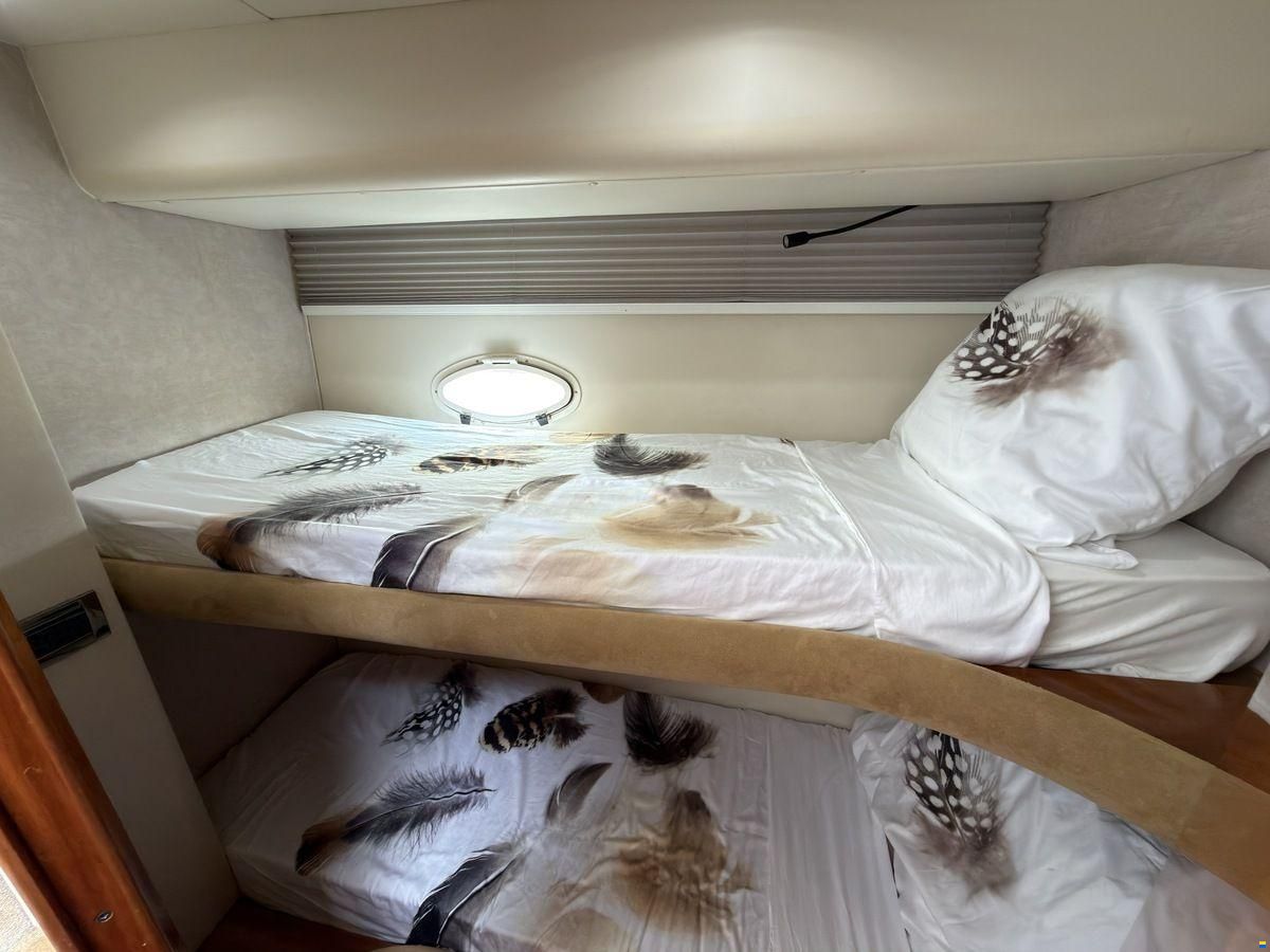 Azimut 46 Fly