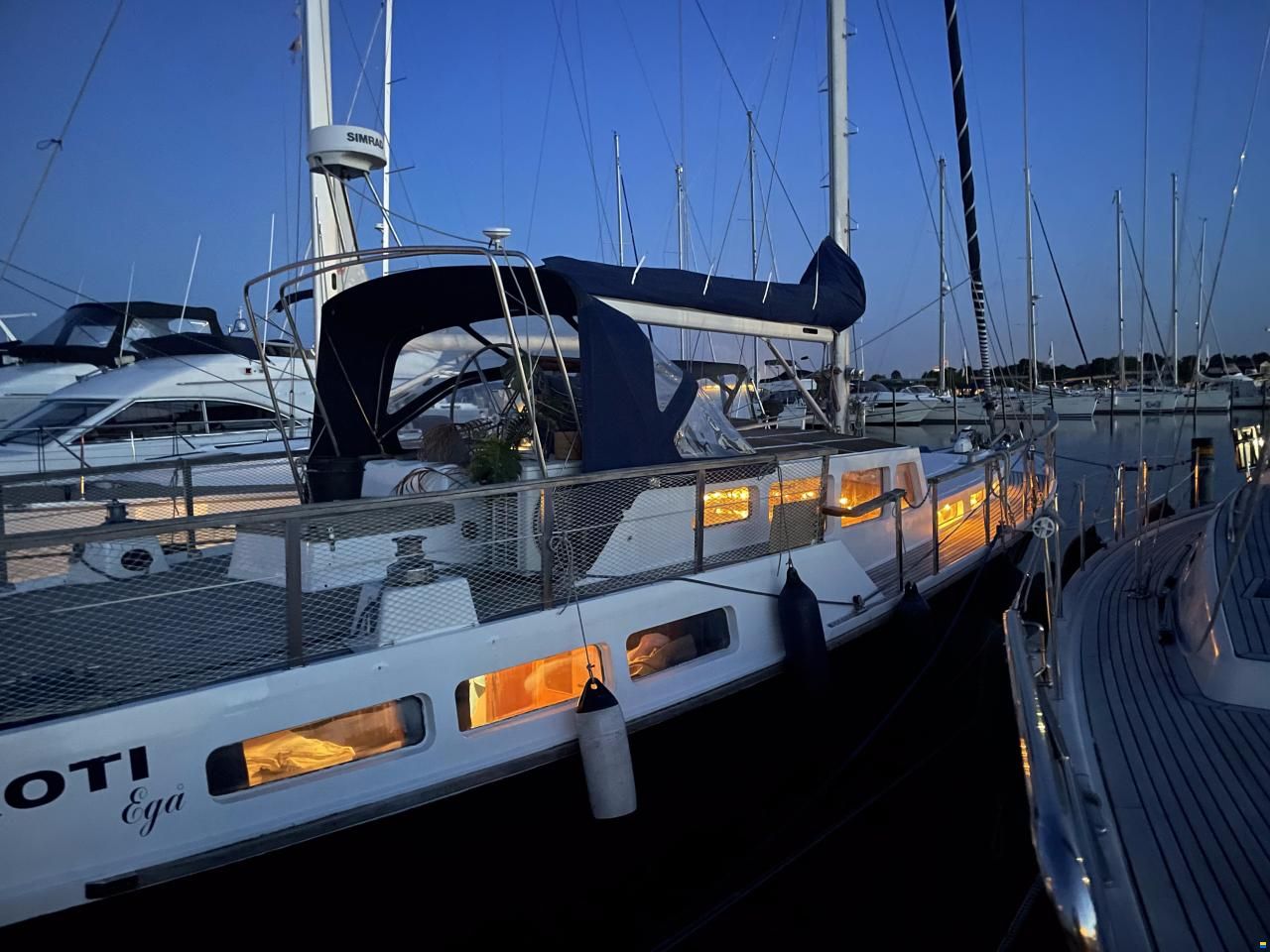 Danish Yacht Tahitian Bob&aring;d