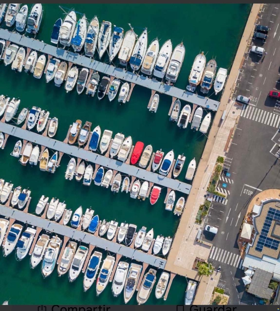 Amarre con finger en Marina Palamos