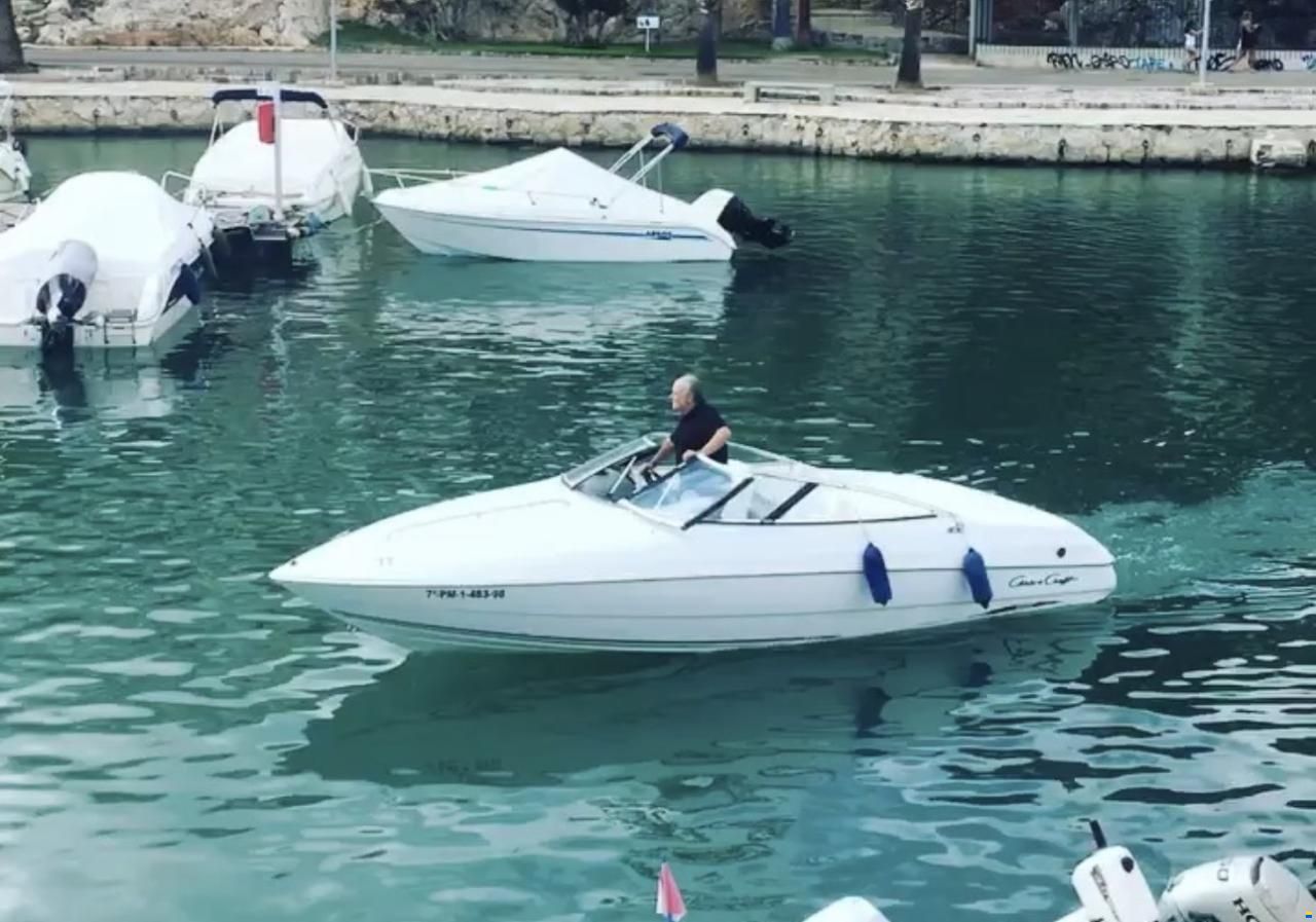 Chris Craft Concept 21