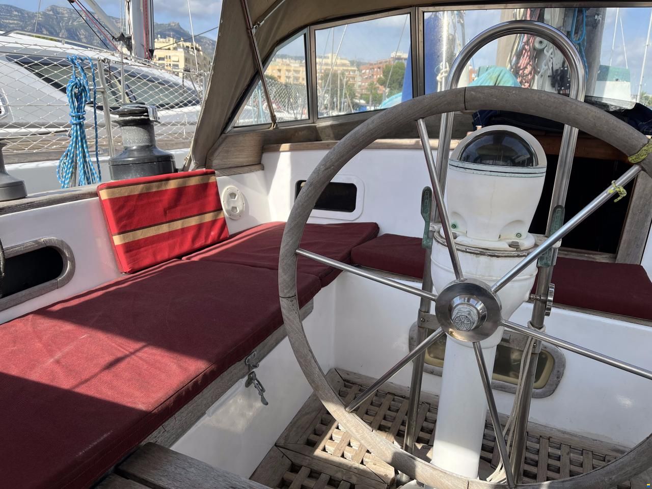Kelly-Peterson 44 Cutter