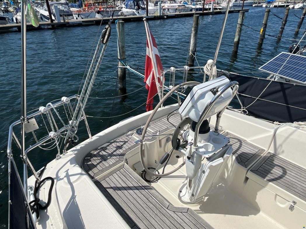 Hanse 342